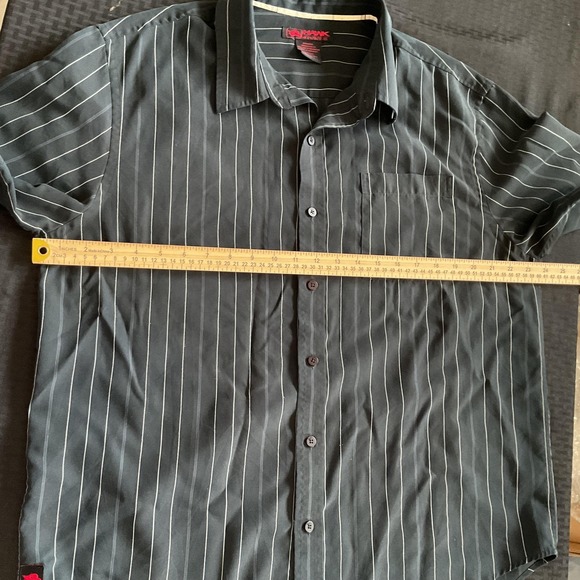 Hawk Shirt Mens Large Black Striped Short Sleeve Button Up Casual Pinstripe - Picture 6 of 7